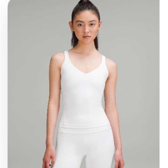 Lululemon Align Size 0 White Waist-Length Tank Top *RETIRED ITEM!* - Picture 1 of 3